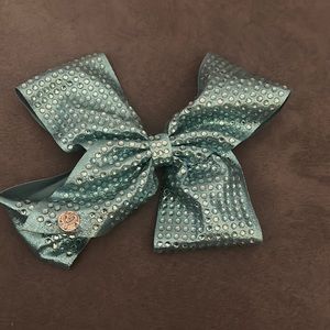 Hair bow